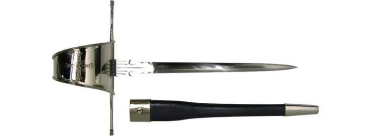 Musketeer Main Gauche