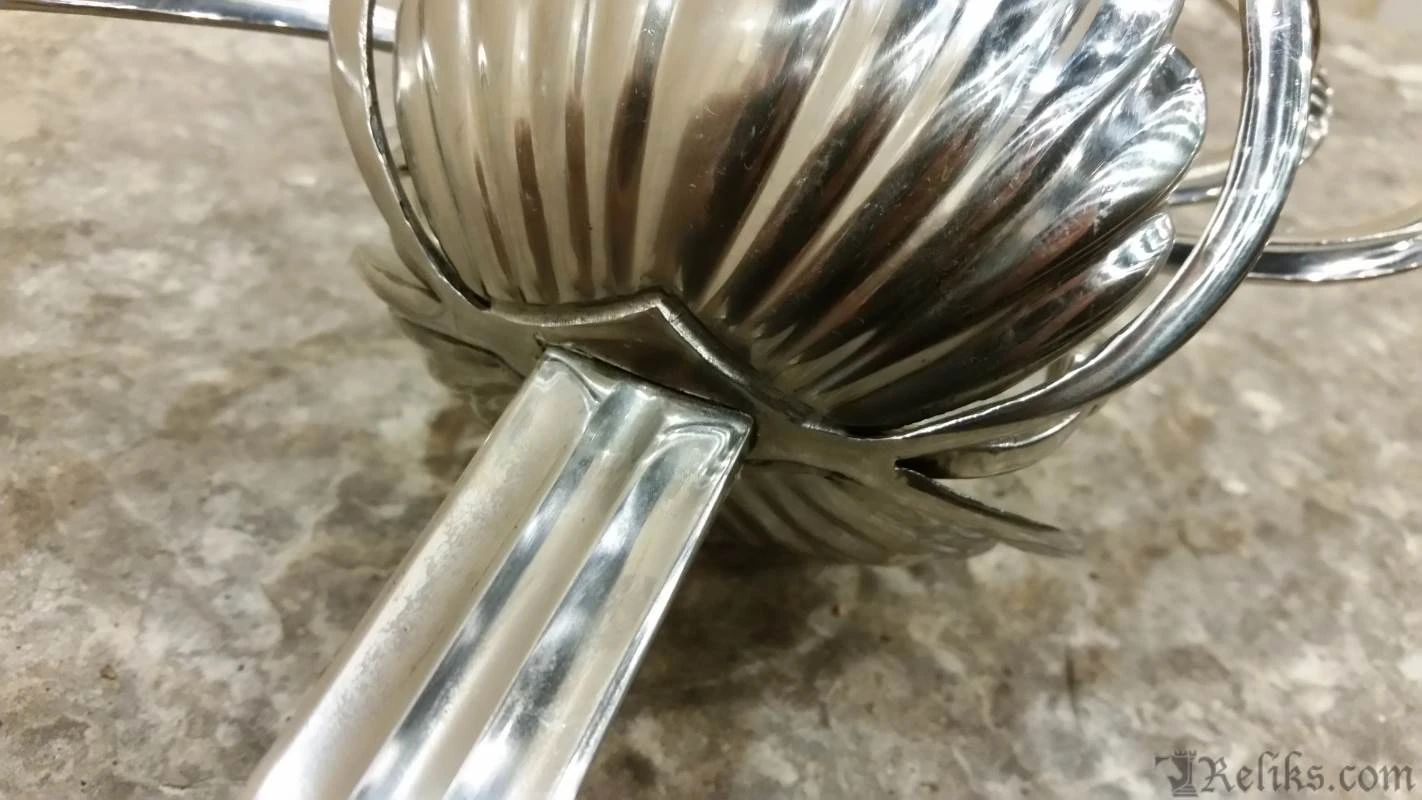 Cold Steel Ribbed Shell Swept Hilt Rapier - Image 6