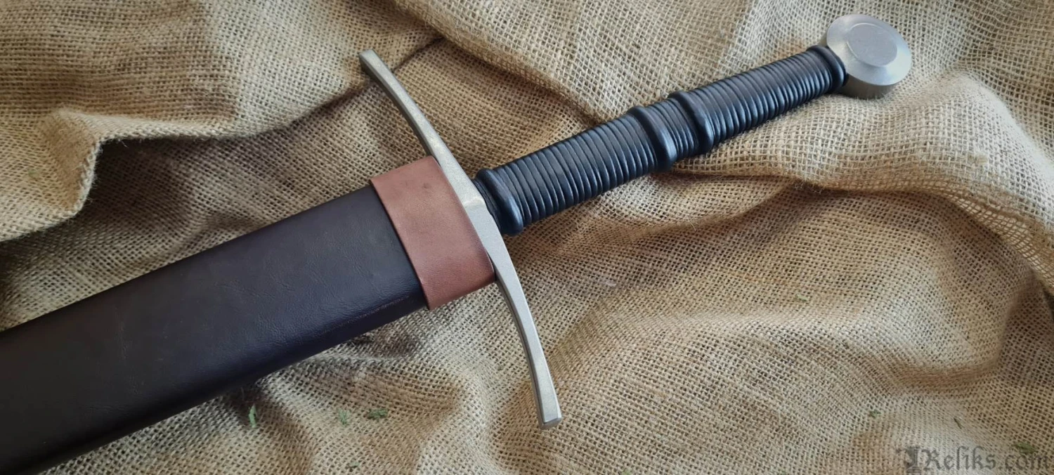 Type XIIIa War Sword - Image 4